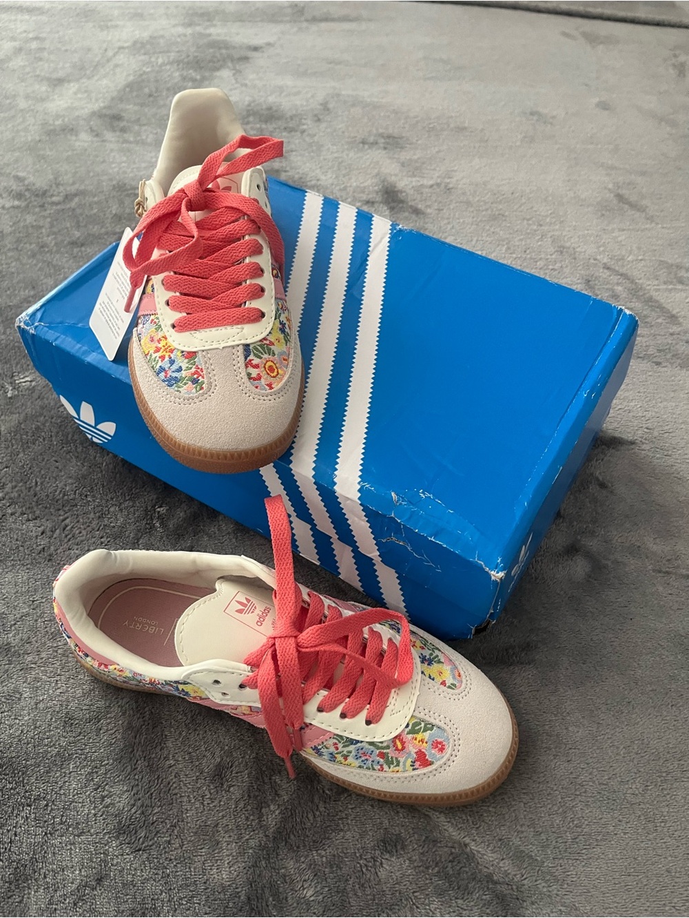 adidas Kids Cream Sneakers with Pink Laces and Floral Panels